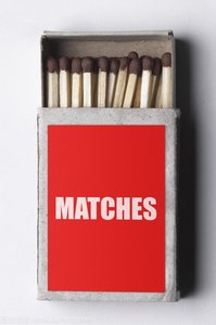 Boîtes d'<span class=keywords><strong>allumettes</strong></span> publicitaires personnalisées Boîte d'<span class=keywords><strong>allumettes</strong></span> <span class=keywords><strong>pour</strong></span> bougies d'hôtel <span class=keywords><strong>Allumettes</strong></span> <span class=keywords><strong>pour</strong></span> <span class=keywords><strong>cheminée</strong></span> en gros <span class=keywords><strong>Allumettes</strong></span> <span class=keywords><strong>pour</strong></span> grands ménages en boîte - Product Image 2