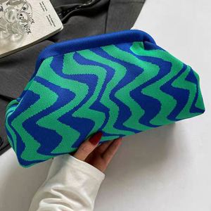 Customized Logo Women's Knitted Clutch Clamp Bag Large Capacity Wavy Knitted Casual Clutch Woven Clip <b>Storage</b> Cosmetic Bag - Product Image 4
