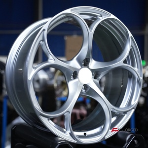 Cerchi in Lega Forgiati OEM 18 19 20 21 22 Pollici 5x98 4x98 5x110 5x112 per <span class=keywords><strong>Alfa</strong></span> <span class=keywords><strong>Romeo</strong></span> Giulia Tonale Stelvio <span class=keywords><strong>Mito</strong></span> 156 166 8c - Product Image 1