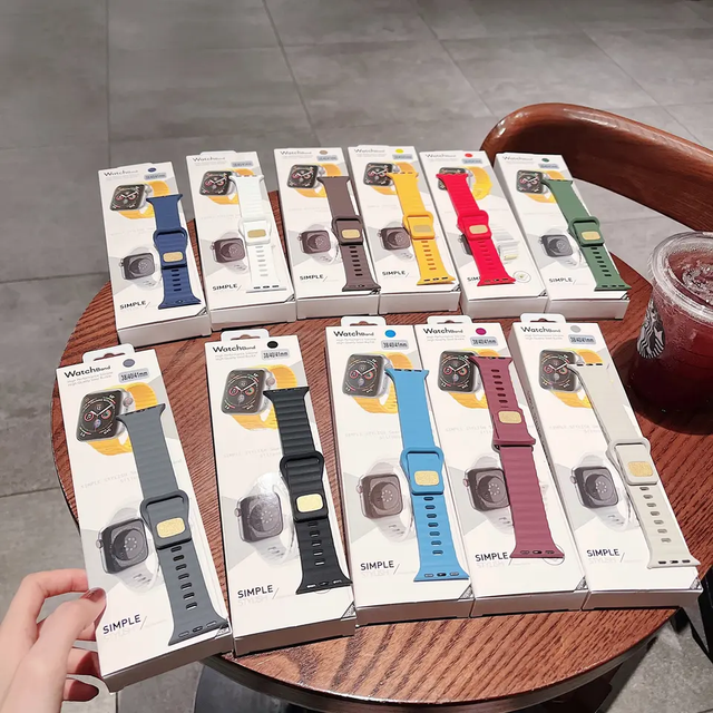Luxury Sport Silicone Bracelet with Box for IWatch Band New Wristband Watch Strap for Apple Watch Series 11 10 Smart Watch Strap