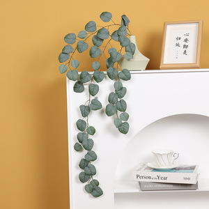 Ramillete de Eucalipto Artificial Ruilisi, Decoración de Plástico Verde para el Hogar, Oficina, Uso en Interiores - Product Image 4