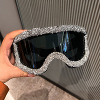 Lunettes de protection tendance neuves en gros pour l'alpinisme, lunettes de cyclisme anti-poussière à grandes montures, masques de ski
