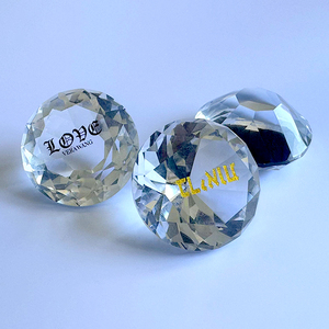 Rõ ràng 3D tinh thể Laser khắc hình trái tim Kính chặn giấy với đồng hồ - Product Image 4