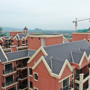 설치가 쉬운 주거용 평면 타일 하우스 루핑 시트 컬러 평면 세라믹 지붕 타일 - Product Image 5