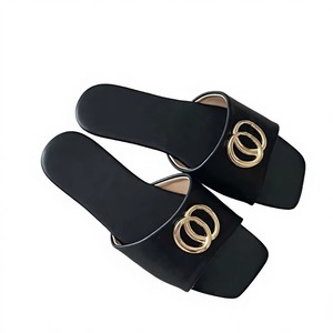 Sandales plates de luxe en cuir véritable matelassées pour femmes, mules à bout ouvert/carré, pour l'été, le quotidien, l'extérieur et la marche décontractée - Product Image 2