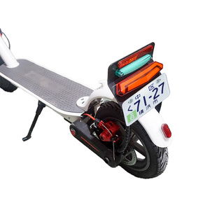 Acheter japonais utilisé standard tout-terrain Tubeless deux <span class=keywords><strong>roues</strong></span> pliable Escooter E-<span class=keywords><strong>Scooter</strong></span> adultes E <span class=keywords><strong>Scooter</strong></span> électrique <span class=keywords><strong>prix</strong></span> au japon - Product Image 4