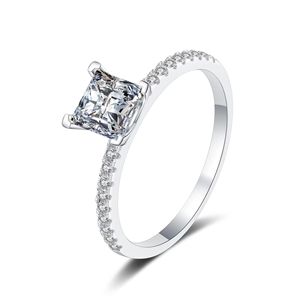 แหวนคู่เพชรทรงสี่เหลี่ยมเจ้าหญิง 18k 1 กะรัต ฝังเพชรแบบหนามเตย เพชรเพาะเลี้ยง ดีไซน์โดดเด่น แหวนวินเทจหรูหราเบาๆ - Product Image 2