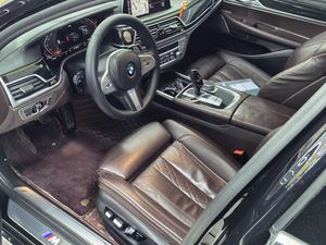 <span class=keywords><strong>BMW</strong></span> Série <span class=keywords><strong>7</strong></span> 2019 Turbo XDrive AWD Expédition mondiale Faible kilométrage Occasion Toit ouvrant panoramique 360° °   Sièges en cuir pour voiture, côté gauche, automatiques - Product Image 5