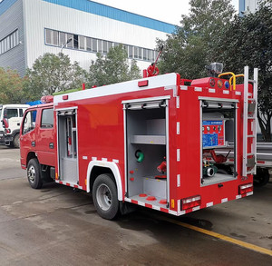 <span class=keywords><strong>Camion</strong></span> de pompiers japonais ISUZU EURO4-6 120 ch 3 m³ 3000 litres, <span class=keywords><strong>camion</strong></span> de pompiers à réservoir d'eau, <span class=keywords><strong>camion</strong></span> de pompiers à pompe à incendie, vente chaude - Product Image 3