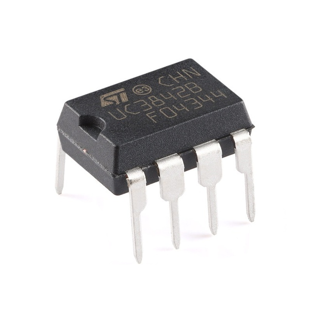 UC3842BN PWM Controller IC DIP-8 Current Mode Switching Power Supply Controller up to 500kHz 10V-30V