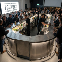 Comptoir de bar à cocktails circulaire moderne de luxe en acier inoxydable, poste de travail de barman avec unité de condensation, rail de service rapide et compartiment à glace 360