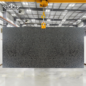 Carreaux de travertin basaltique noir de Hainan GOLDTOP, pierre naturelle pour la pose de carrelage extérieur et la construction de murs. - Product Image 2