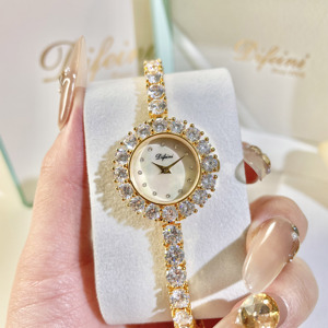 Commercio all'ingrosso di lusso diamanti in ottone orologi al quarzo per le donne classico <span class=keywords><strong>oro</strong></span> <span class=keywords><strong>argento</strong></span> impermeabile quadrante analogico moda Business stili - Product Image 4