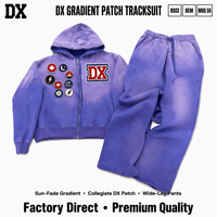 Tuta Sportiva Personalizzata Viola Sbiadito al Sole 360gsm, con Patch Collegiale Sfumato e Pantaloni Larghi, Set Due Pezzi Streetwear OEM ODM