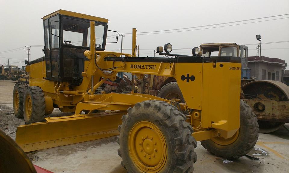 Gd511 Ripper Komatsu GD511 2020 Model Motor Machinery with 0-2000 Hours| Alibaba.com