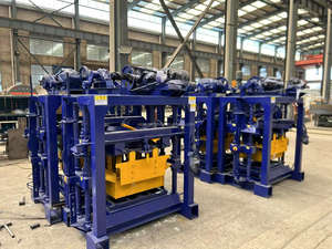 آلة صنع بلوكات الرصف المتشابكة QT4-40، ماكينة طوب صغيرة لصنع البلوكات الخرسانية مع محرك عالي الدقة 380 فولت/220 فولت - Product Image 4