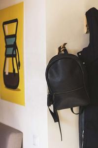 Mochila para ordenador portátil, mochila de cuero para mujer, mochila minimalista con cremallera, pequeño regalo de aniversario, - Product Image 5