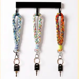 2023 keluaran baru liontin gantungan kunci tali katun warna-warni tali pergelangan tangan tenun tangan tali Macrame gantungan kunci untuk wanita
