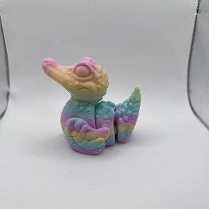 Pato Cocodrilo Impreso en 3D de Estilo Moderno de Mediados de Siglo para Halloween, Graduación o Condolencias - Product Image 4