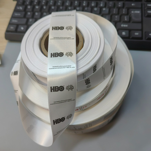Chất lượng cao truyền nhiệt tùy chỉnh may tag polyester satin Ribbon Tape cuộn in rửa nhãn chăm sóc cho quần áo - Product Image 2