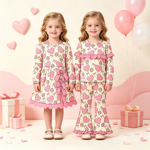 Robe douce à manches longues en coton biologique rose pour bébés filles, avec nœuds en forme de cœur personnalisés, pour la Saint-Valentin, vente en gros, vêtements de fête pour sœurs - Product Image 1