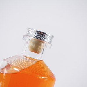 Personalizzato ODM OEM popolare 500ml bocca larga rotonda corta e robusta Vodka whisky Tequila bottiglie di vetro con tappo di plastica - Product Image 4