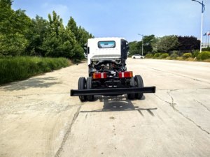 Camion léger diesel 3360 KAMA pour moteur, châssis simple rangée 4x2, cuve de chargement, capacité de charge 1-10t, norme Euro 6, transmission manuelle - Product Image 4