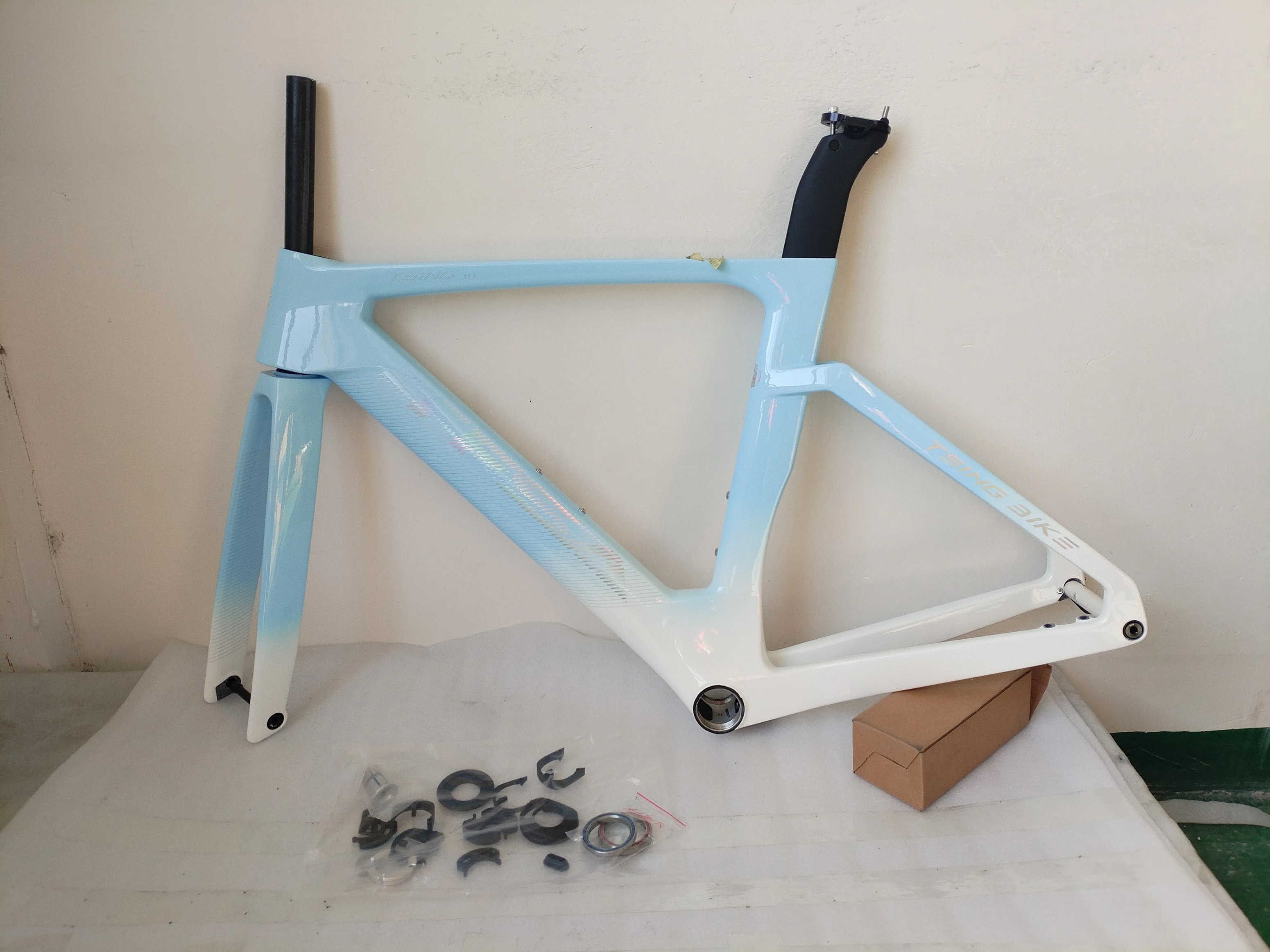 Blue White Gradient