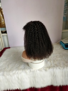 Parrucche Ricci di Alta Qualità in Capelli Brasiliani <span class=keywords><strong>con</strong></span> Frangia, Parrucche in Capelli Umani Senza Pizzo, Parrucche Interamente Realizzate a Macchina per Donne Nere - Product Image 2