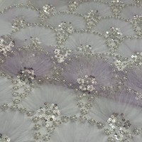 Nouvelle dentelle en tulle 100 % acrylique, tricotée à tubes, richement ornée de sequins et de perles, motif écailles de poisson, résistante à l'abrasion, pour vêtements et robes