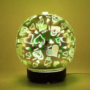 Difusor de Aromas con Temática de Amor, Humidificador Ultrasónico de Vidrio 3D de 100 ml con Luz LED para Uso en el Hogar y la Oficina - Product Image 3