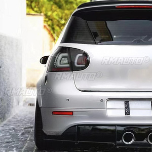 ลิ้นกันชนหลังสีดำเงา สำหรับ Volkswagen Golf 5 MK5 R32 ปี 2005-2008 - Product Image 6