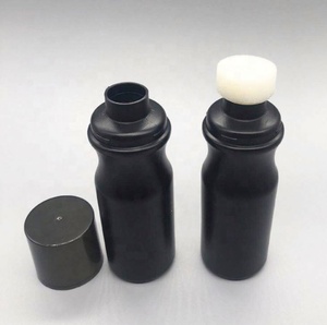 ขวดพลาสติกสำหรับใส่ยาขัดรองเท้าพร้อมฟองน้ำทำความสะอาด - Product Image 4