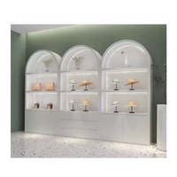 Lemari Pajang Kayu MDF Salon Kecantikan, Furnitur Dekorasi Toko Baru, Pajangan Kosmetik & Parfum untuk Dijual