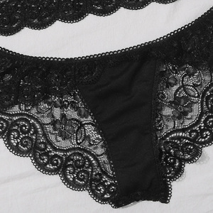 Conjunto de dos piezas de ropa de estar por casa de imitación de seda negra, estilo europeo y americano, a la moda y cómodo, al por mayor. - Product Image 4