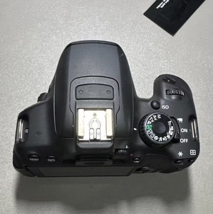 กล้องดิจิตอลฟังก์ชั่นครบครัน รุ่น 650D ตัวกล้อง ราคาประหยัด พร้อมหน้าจอสัมผัส - Product Image 2