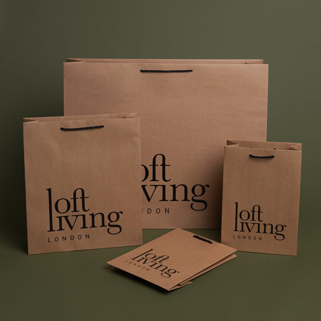 Custom Eco Friendly Ivory Packaging Gift Bag for Clothes Luxury Beige Paper Bag Cream-Colored Shopping Bag