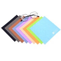Kain Pembersih Kacamata BestClean Berlogo Custom Motif Kotak Bebas Goresan dari Bahan Microfiber