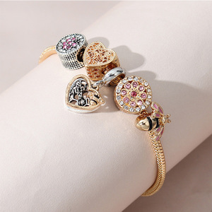 Pulsera estilo Pan que brilla en la oscuridad, superventas transfronterizo, con dijes de diamantes de imitación, corazón, flor y llave, joyería de moda - Product Image 3
