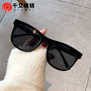 แว่นกันแดดทรงสี่เหลี่ยม Qianai สีเทา PC UV400 แฟชั่นสำหรับผู้หญิง เลนส์แบบที่ 3 สไตล์สตรีท เหมาะสำหรับขับรถ - Product Image 2