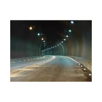 Borne de signalisation routière en verre certifiée ISO9001, réfléchissante à 360 degrés pour la sécurité routière sur autoroute et dans les tunnels