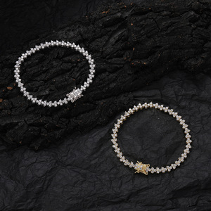 Pulsera de tenis de 5 mm con diseño floral y circonitas para mujer, de Tanjing Fashion Lijing, Collar - Product Image 1