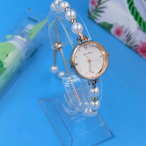 Reloj de Cuarzo para Mujer con Brazalete de Perlas, Diseño de Lujo Ligero 2026, con Esfera de Agujas, Resistente al Agua 30M - Product Image 3