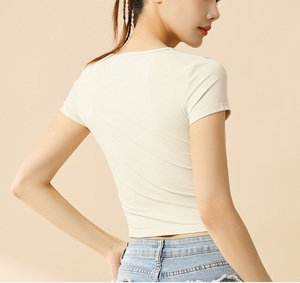 Haut de yoga côtelé pour femme, manches courtes, col rond, t-shirt d'entraînement ajusté, séchage rapide, extensible, pour le fitness - Product Image 5