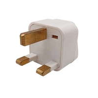 Enchufe del Reino Unido con enchufe universal Adaptador de viaje Enchufe de conversión