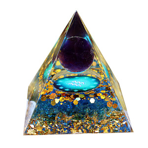 งานฝีมือเรซิ่นรูปพีระมิดราศีกุมภ์ 242 ของตกแต่งบ้าน ของประดับตกแต่งบนโต๊ะทำงาน - Product Image 5