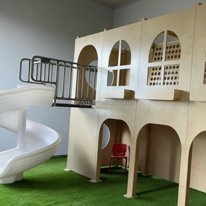 Equipo de juegos interior de madera personalizado para niños, escalador sensorial, juego de roles con ventana, tobogán giratorio, casa de juegos para cafeterías y centros comerciales - Product Image 4