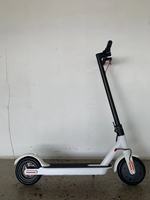 Trottinette électrique pliable, vitesse maximale 30 km/h, contrôlée par application, frein à disque, batterie 6Ah, moteur 250W