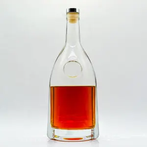 制造商批发700毫升1000毫升1升1.5升环保花式设计玻璃瓶软木塞威士忌酒瓶