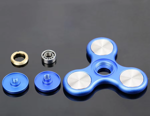 Merrycoo <span class=keywords><strong>2025</strong></span> <span class=keywords><strong>Hot</strong></span> xu hướng thần tài tay <span class=keywords><strong>Spinner</strong></span> Hợp Kim Thần Tài <span class=keywords><strong>Spinner</strong></span> Kim loại đồ chơi ngón tay con quay hồi chuyển nhôm - Product Image 5